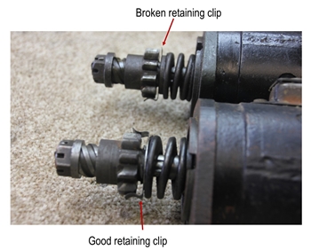 Retaining clip